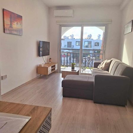 Charming Holiday Retreat Kato Paphos Apt 400M To The Beach Ngoại thất bức ảnh