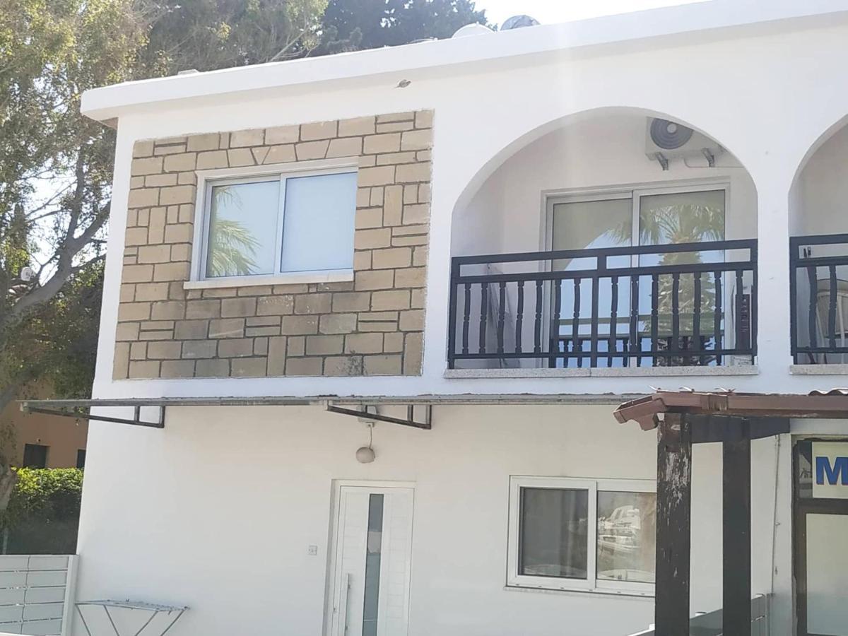 Charming Holiday Retreat Kato Paphos Apt 400M To The Beach Ngoại thất bức ảnh