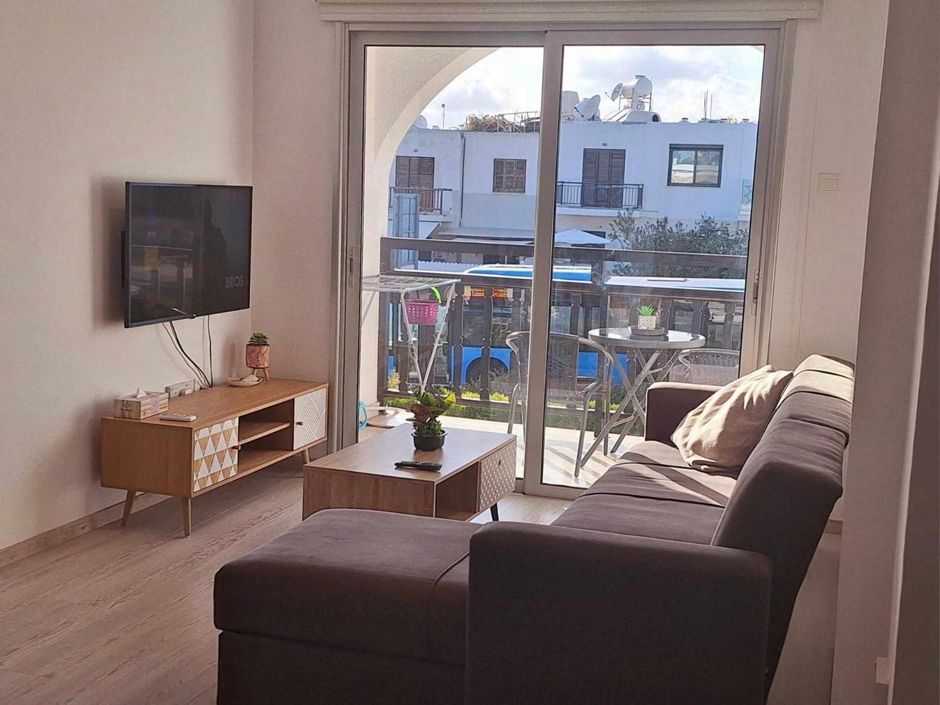 Charming Holiday Retreat Kato Paphos Apt 400M To The Beach Ngoại thất bức ảnh