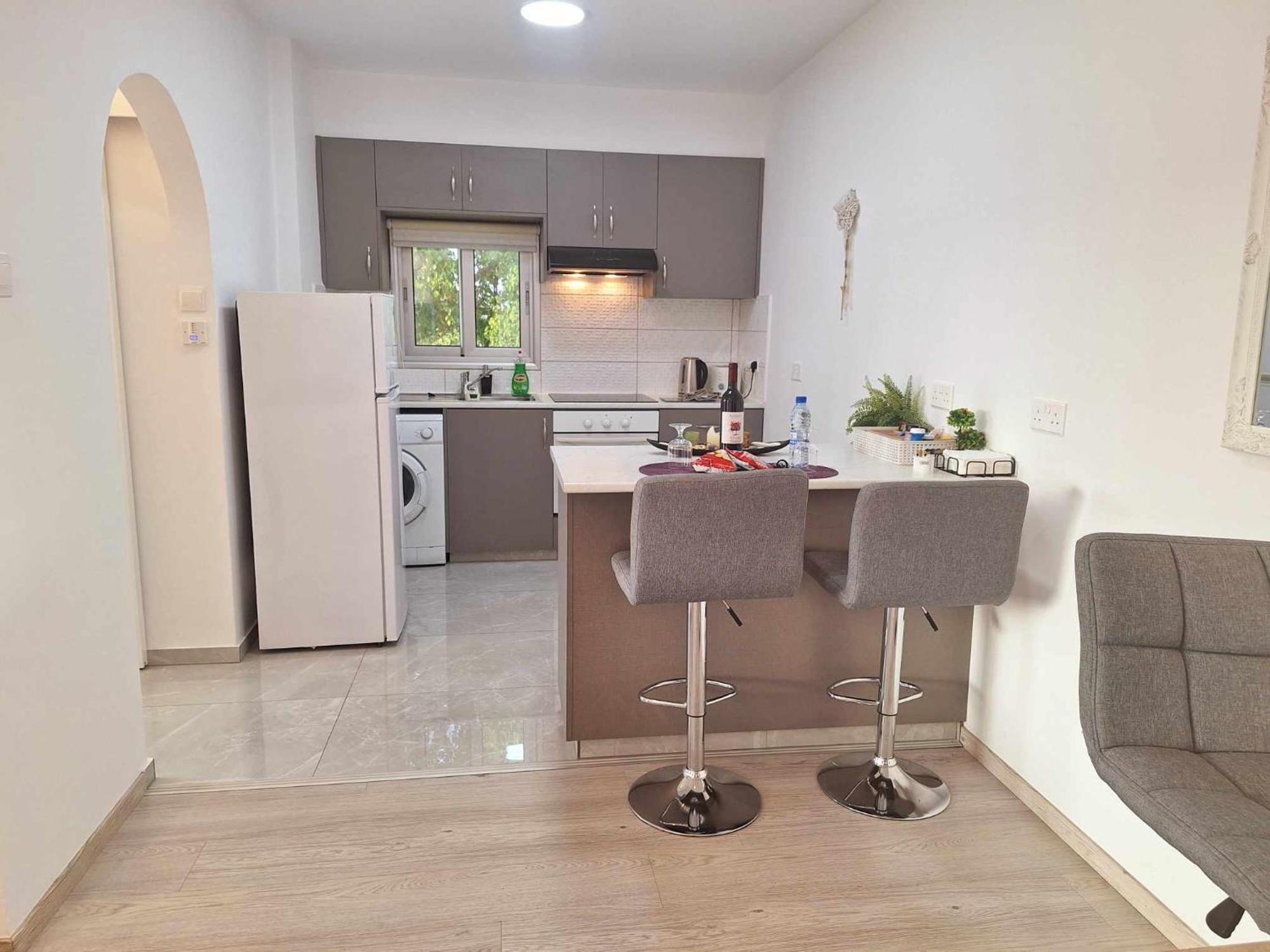 Charming Holiday Retreat Kato Paphos Apt 400M To The Beach Ngoại thất bức ảnh