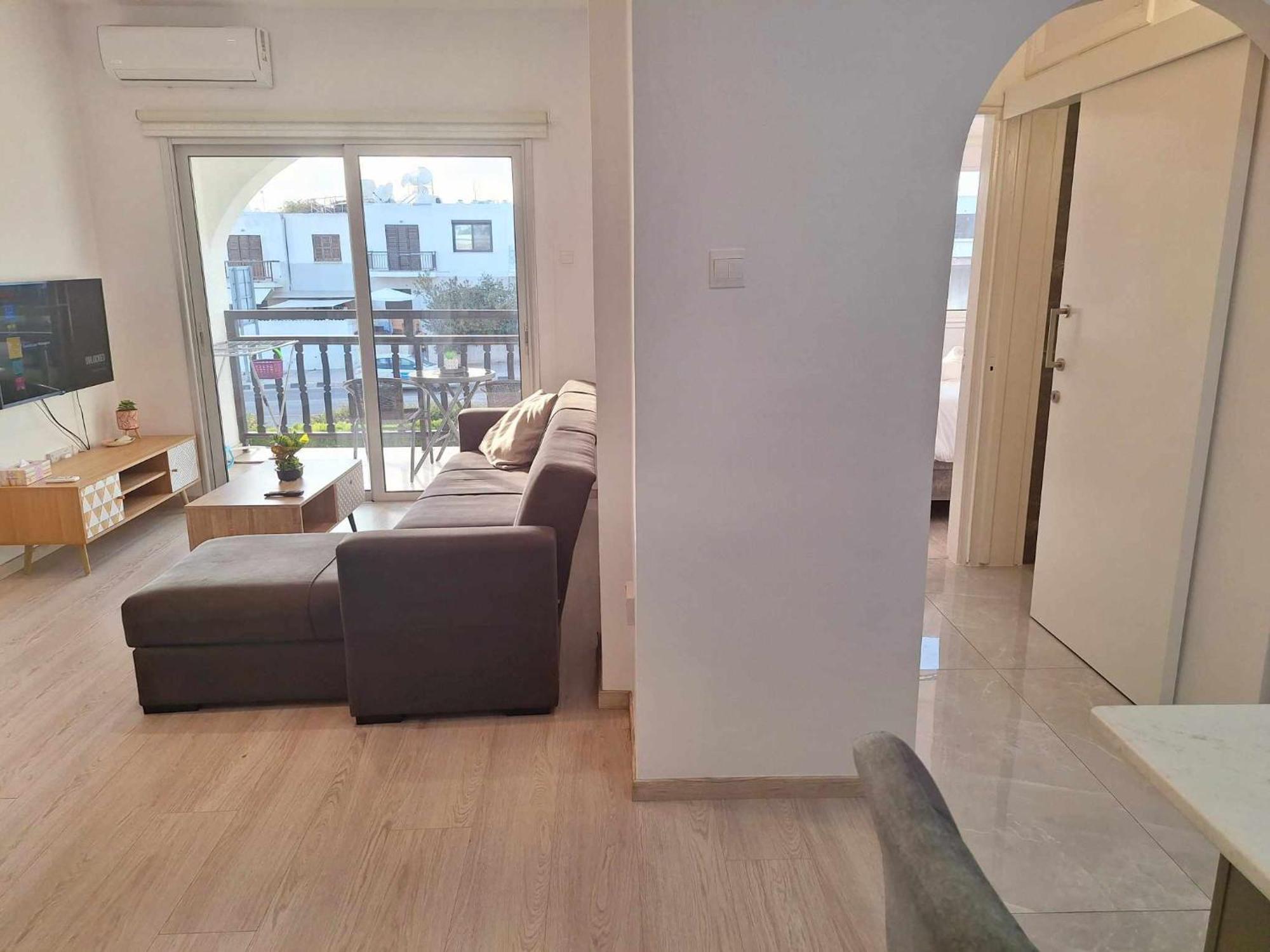 Charming Holiday Retreat Kato Paphos Apt 400M To The Beach Ngoại thất bức ảnh
