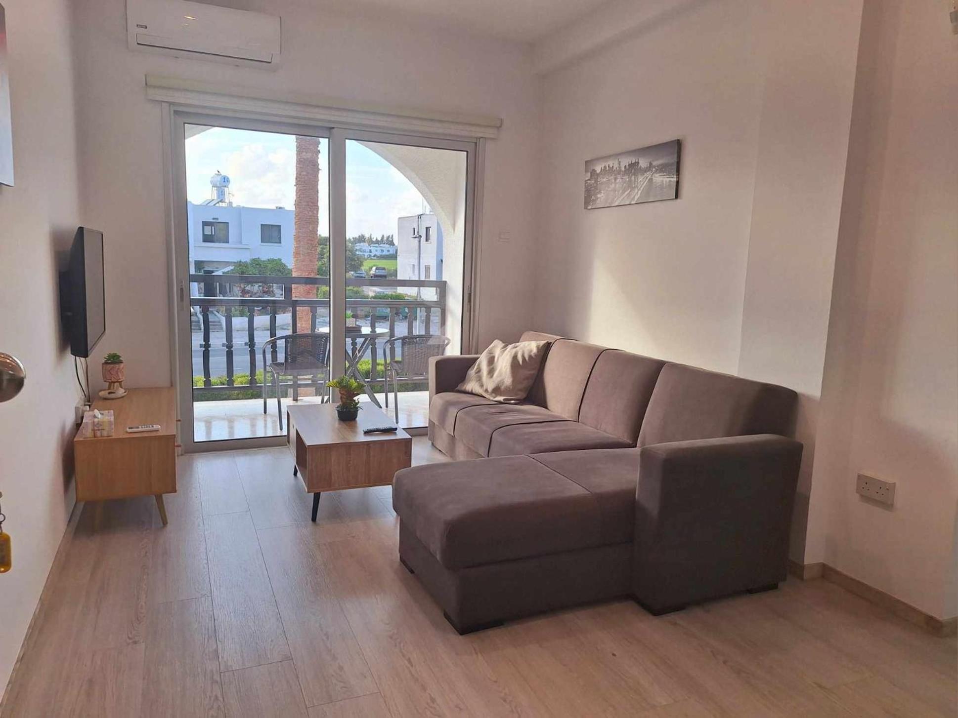 Charming Holiday Retreat Kato Paphos Apt 400M To The Beach Ngoại thất bức ảnh